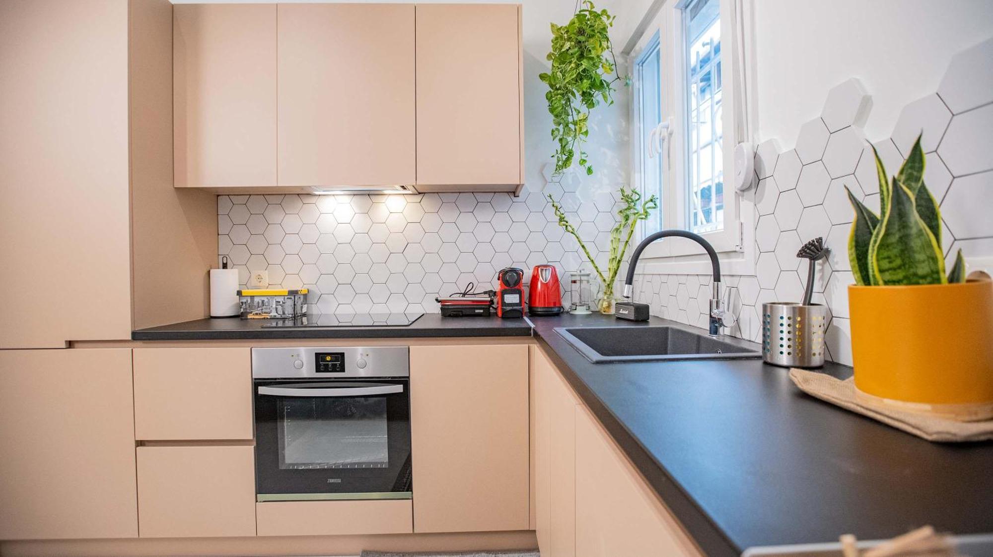 O&O Group - Eclectic Chic Thissio Apartment أثينا المظهر الخارجي الصورة