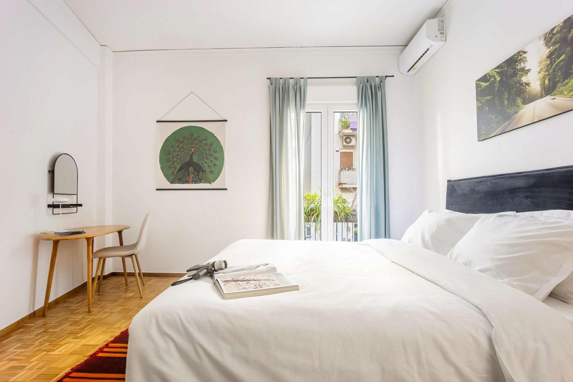 O&O Group - Eclectic Chic Thissio Apartment أثينا المظهر الخارجي الصورة